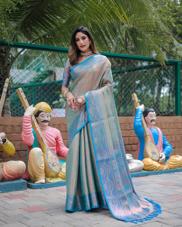 Sea_Blue_Fabulous_Kanjivaram_Silk_Saree_With_Blouse_Piece_Attached